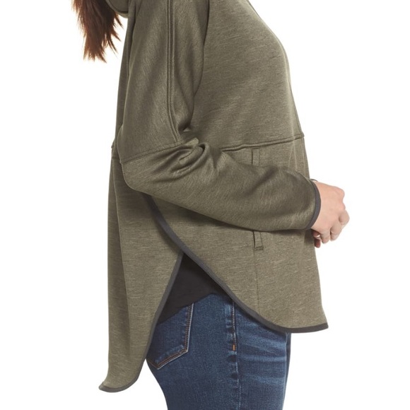 The North Face Cozy Slacker in Urban Navy - Picture 5 of 10